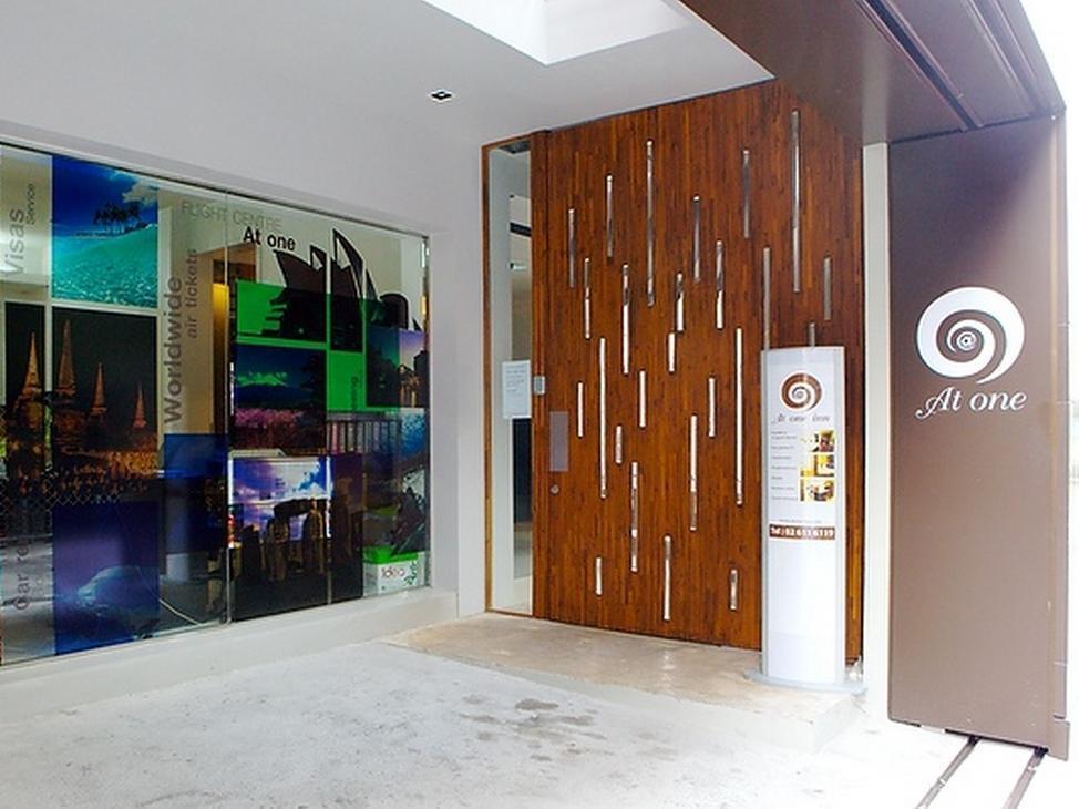 At One Inn Hualampong Bangkok Zewnętrze zdjęcie