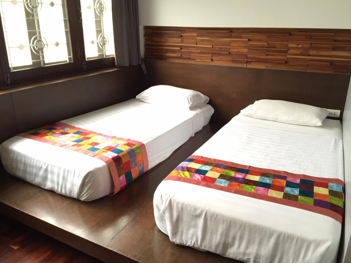 At One Inn Hualampong Bangkok Zewnętrze zdjęcie
